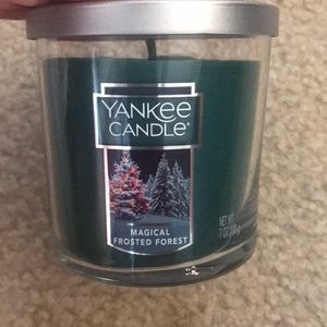Yankee candle small tumbler magical frosted forest